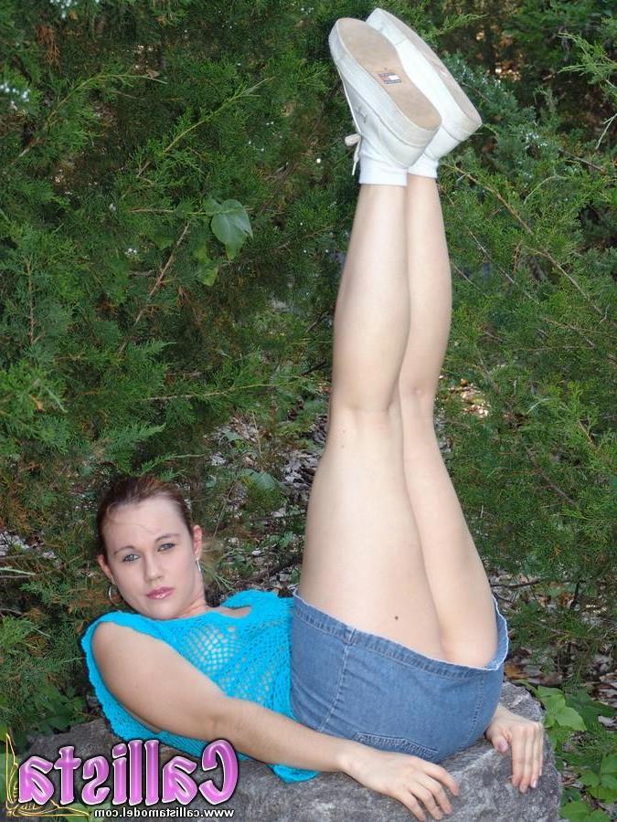 20P Pictures of Callista Model teasing with her panties