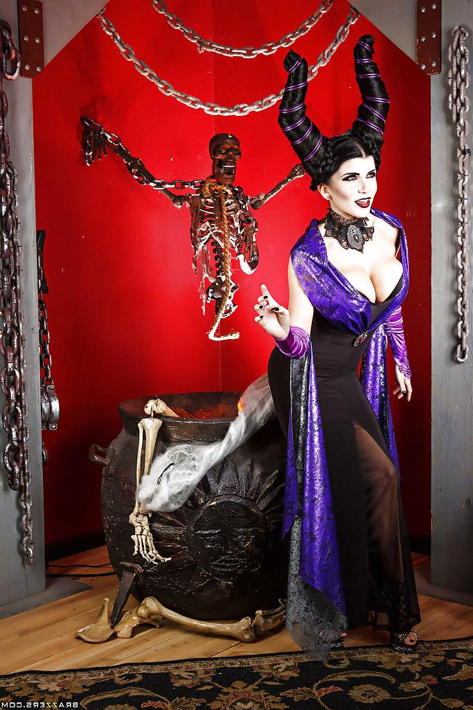 16P Milf pornstar Romi Rain showing off in her Halloween costume