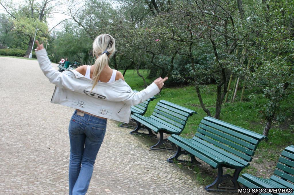 15P Pictures of teen slut Carmen Cocks enjoying hardcore teen sex