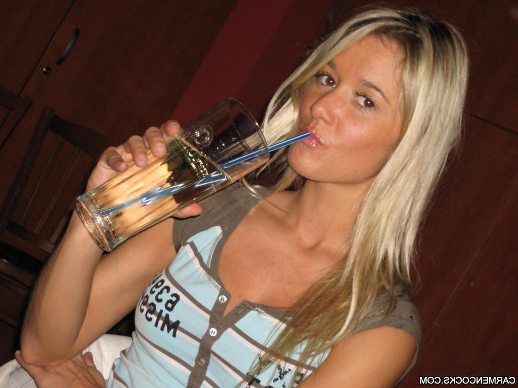 15P Pictures of Carmen Cocks getting some hardcore teen sex