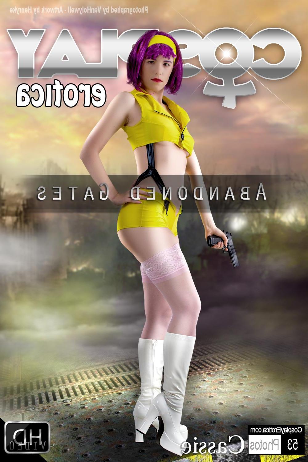 12P Hot cosplay girl Cassie kicks some ass with her hot body