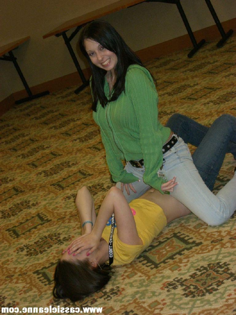 15P Pictures of Cassie Leanne getting drunk and wild