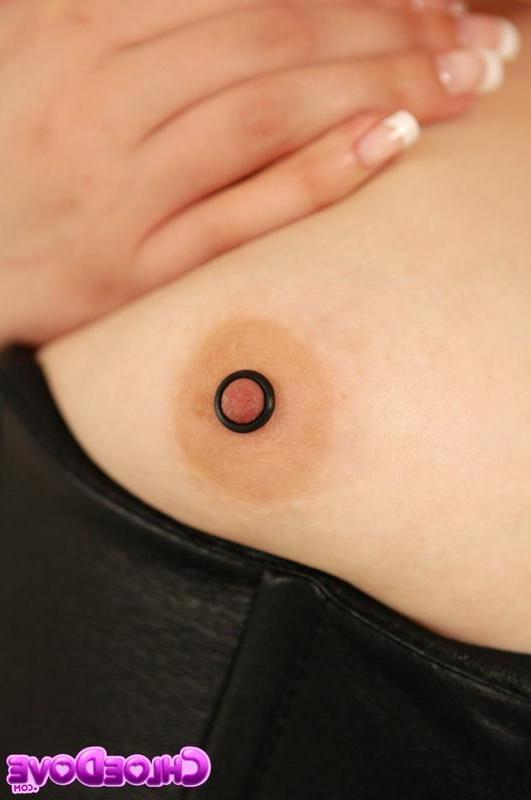 16P Pictures of goth teen Chloe Dove playing with her nipples
