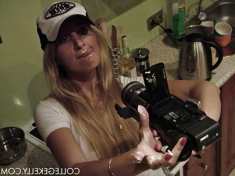 17P Bilder von College Kelly, wie sie ganz schmutzig und geil wird