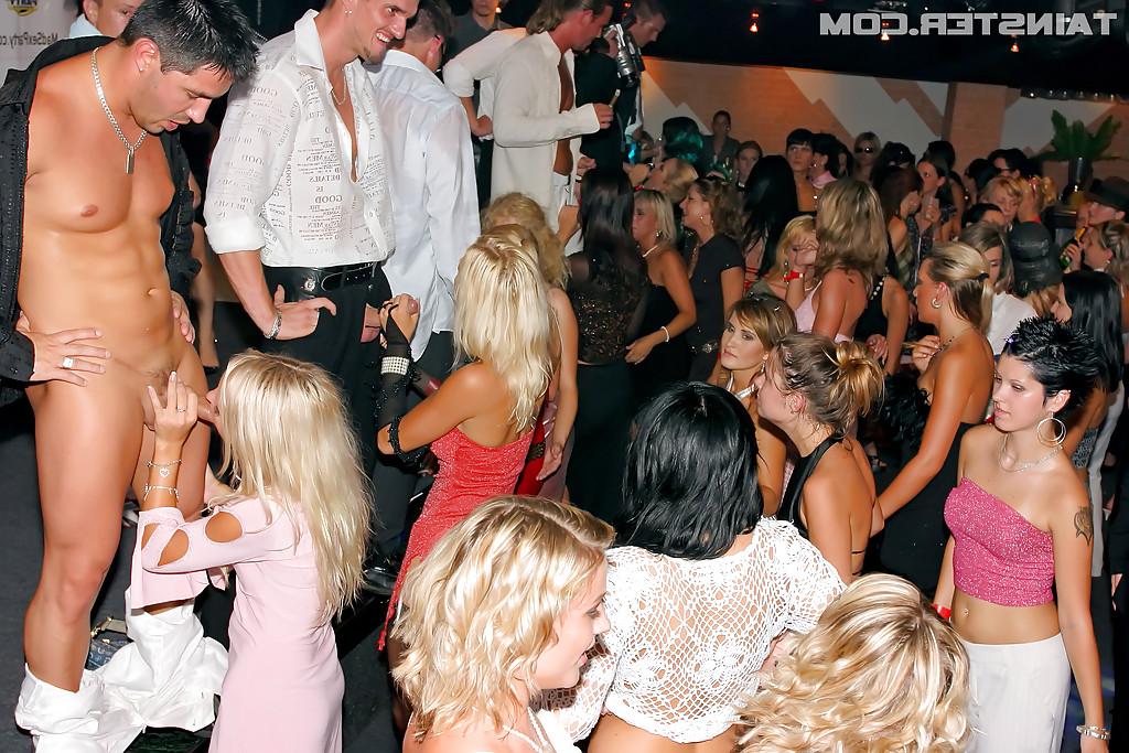 16P Sexy european gals and well-hung lads getting dirty at the drunk party