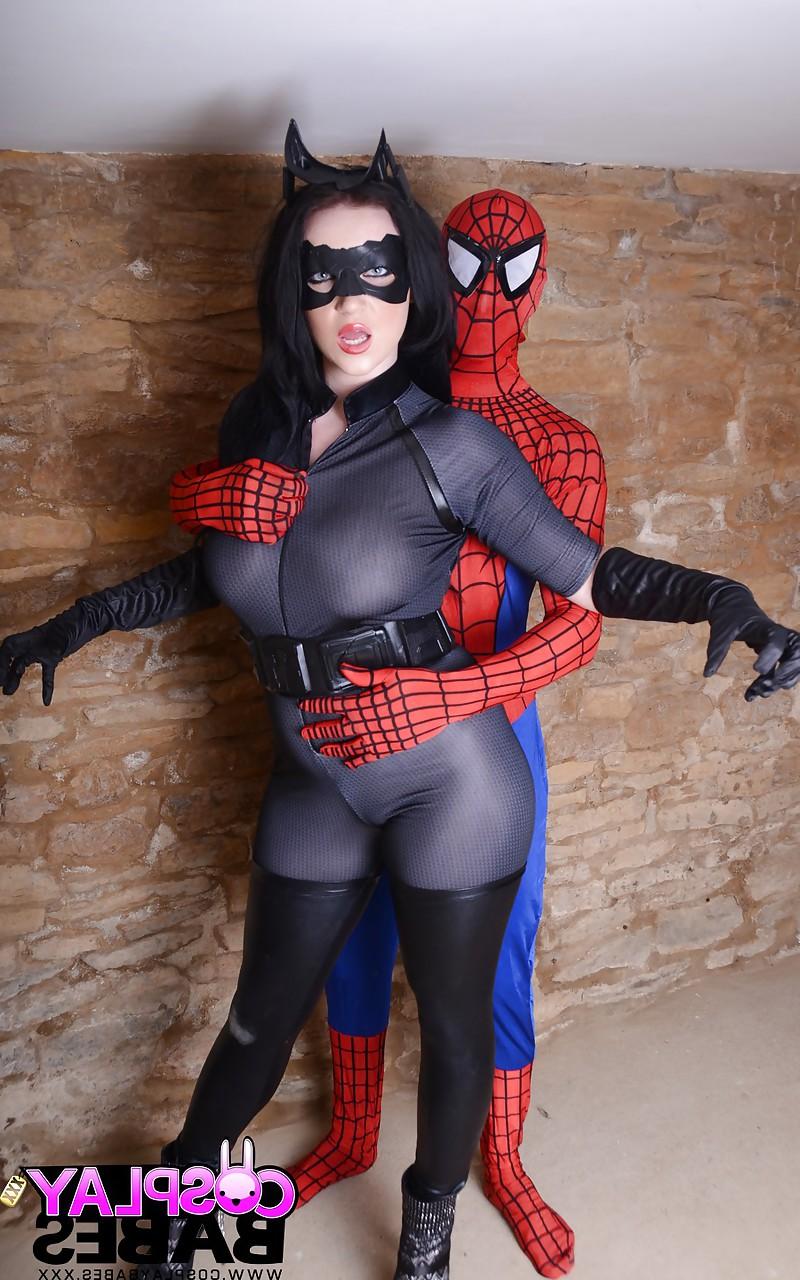 14P Tattooed cosplay fetish girl Harmony Reigns sucks cock & takes cum on tits