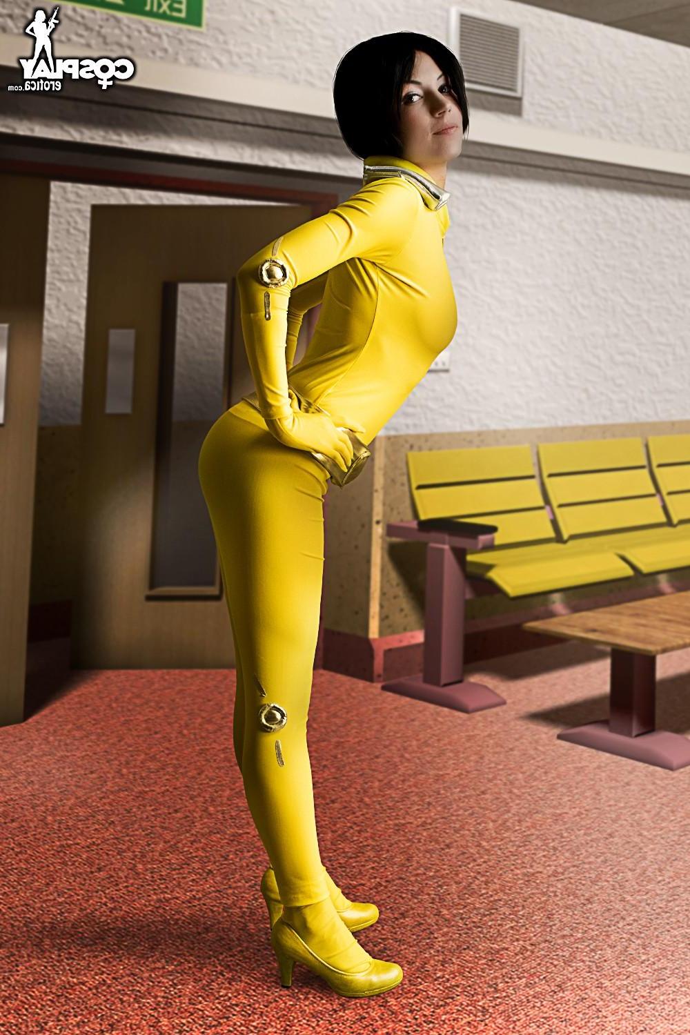 12P Hot cosplayer Devorah exposes her tight body in "Whoop"