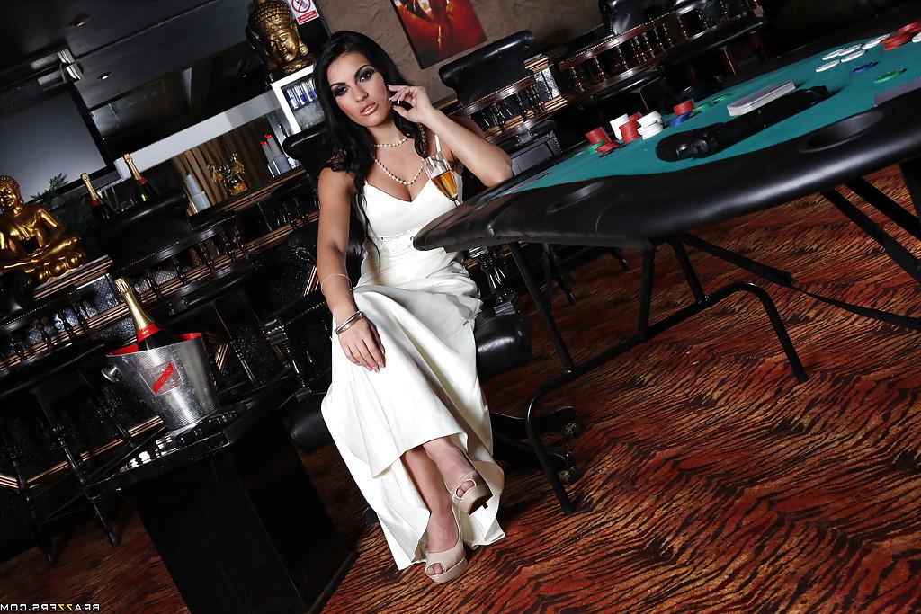 16P Stunning MILF on high heels Honey Demon taking off her white dress