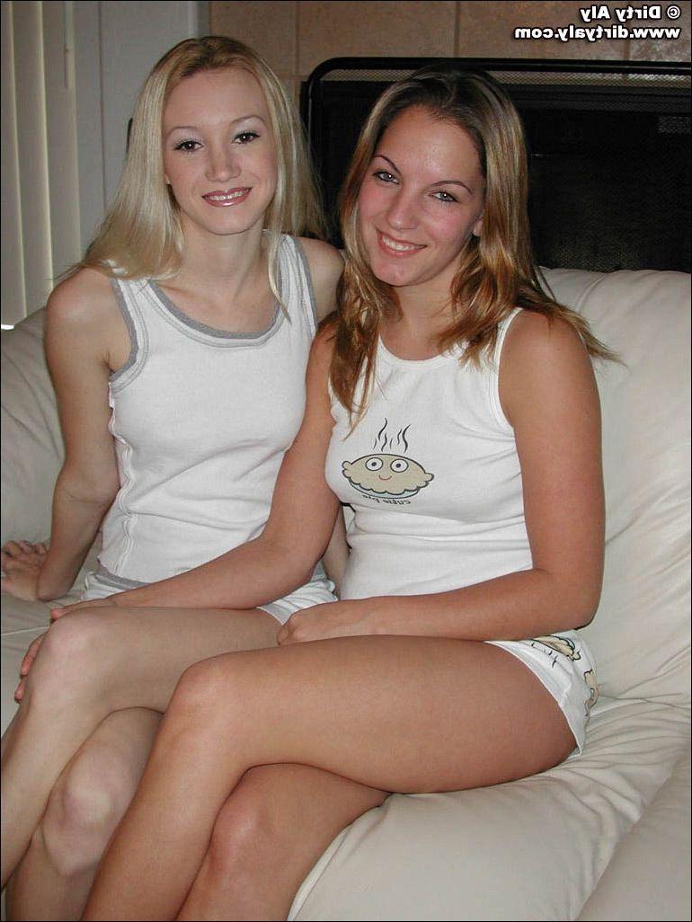 20P Pictures of Dirty Aly getting kinky with Nikki Grinds