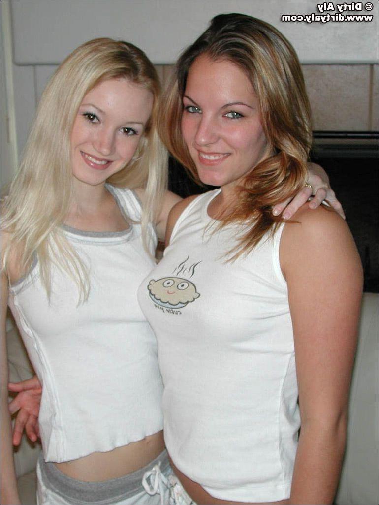 20P Pictures of Dirty Aly getting kinky with Nikki Grinds
