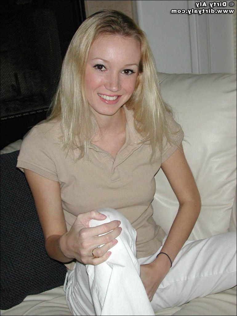20P Pictures of Dirty Aly exposing herself to you