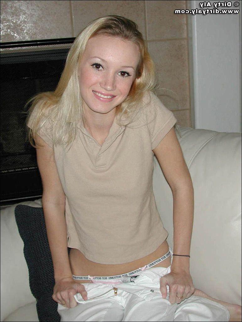 20P Pictures of Dirty Aly exposing herself to you