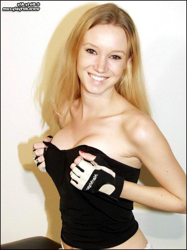 20P Pictures of teen hottie Dirty Aly showing you her perky tits