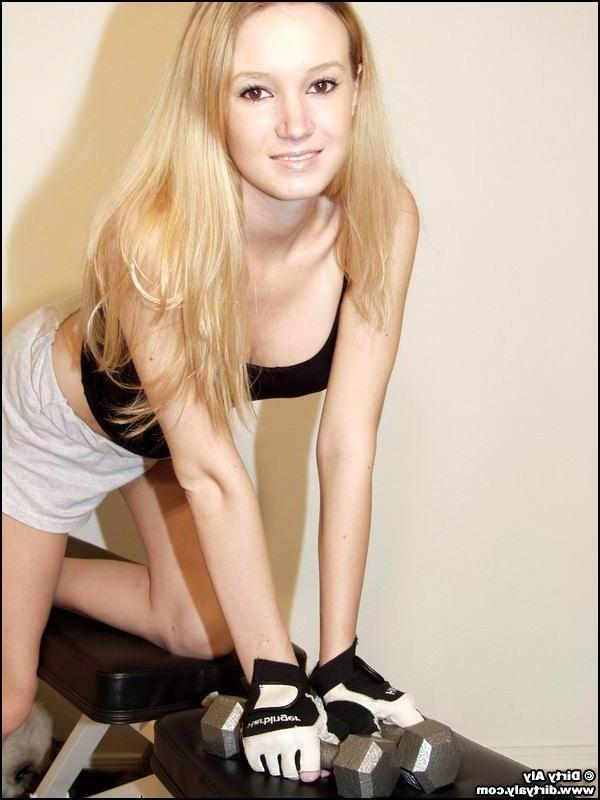 20P Pictures of teen hottie Dirty Aly showing you her perky tits