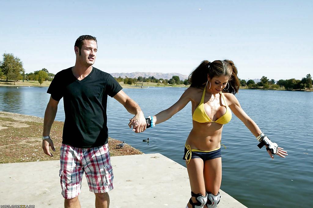 16P Lovely Hunter Bryce in bikini prefers hardcore fucking to sports