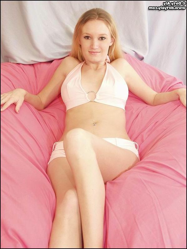 20P Pictures of blonde teen Dirty Aly showing you her tits