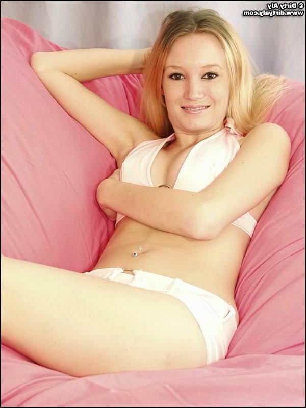 20P Pictures of blonde teen Dirty Aly showing you her tits