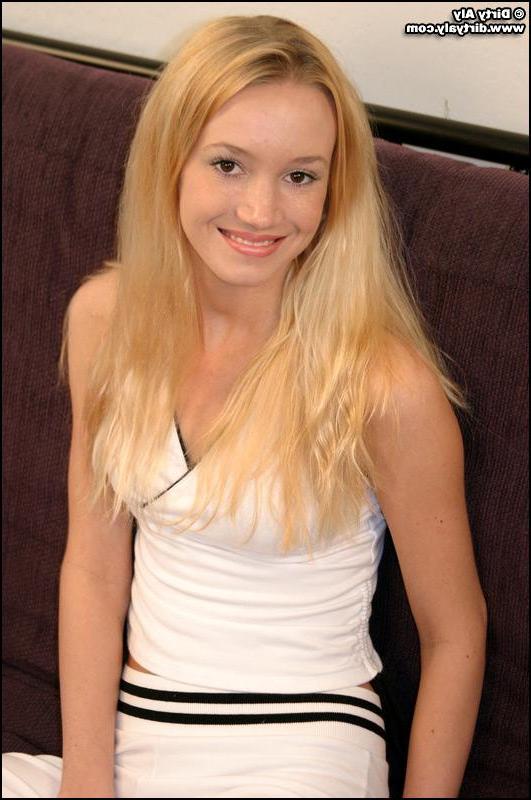 20P Pictures of Dirty Aly all nude for you