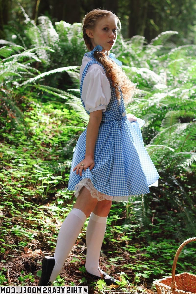 15P Hot redhead Dolly Little dresses up as Dorthy