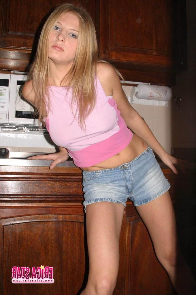 15P Pictures of teen Erica Star getting you hard with her hot body