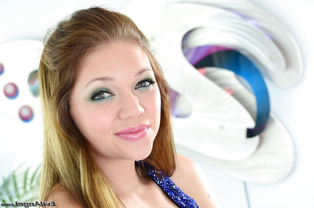 16P Sexy teenage cutie on high heels Jessie Andrews slipping off her clothes