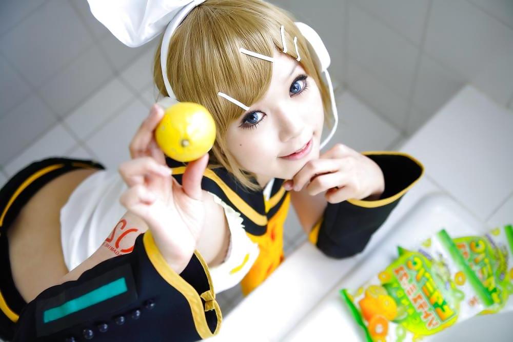 14P Japanese  Cosplay Girls