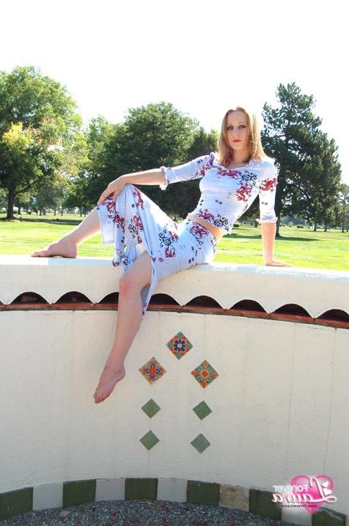 16P Laura is beautiful and mysterious as she gets topless in her dragon dress.