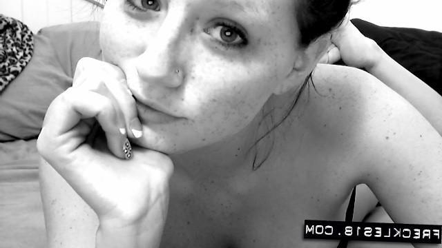 12P Hot girl Freckles 18 gives you a sexy tease in her swimsuit