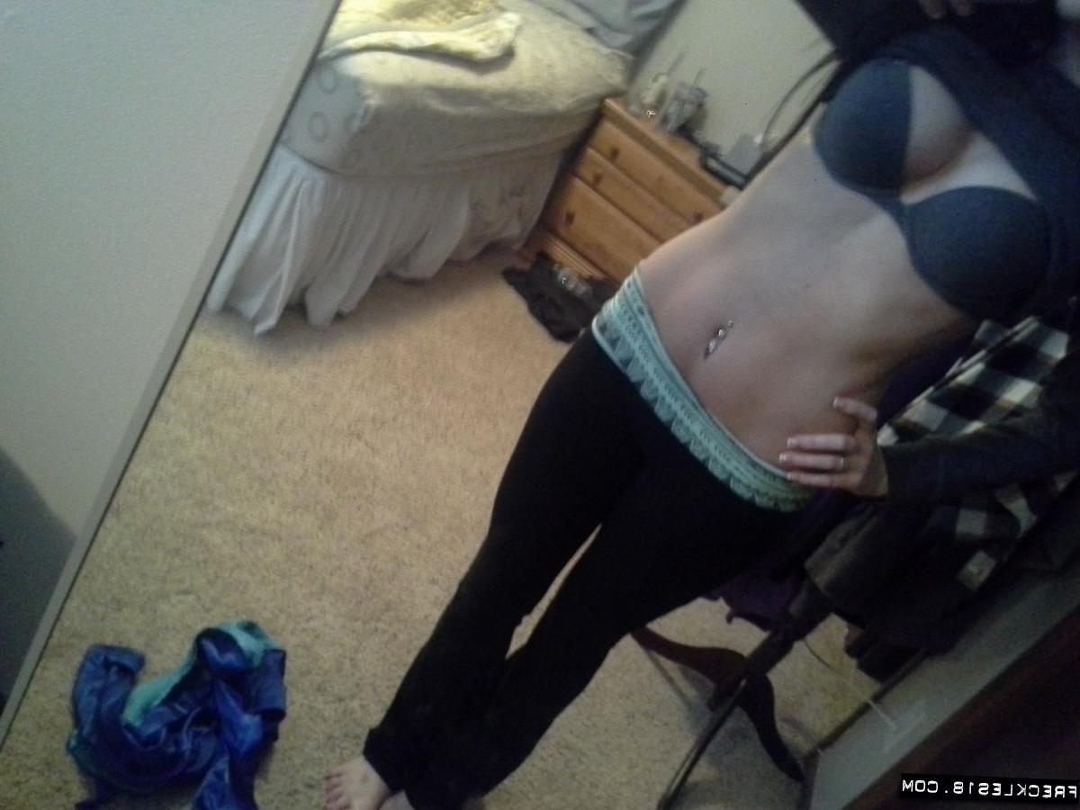 12P Teen hottie Freckles 18 shares some of her hot selfies