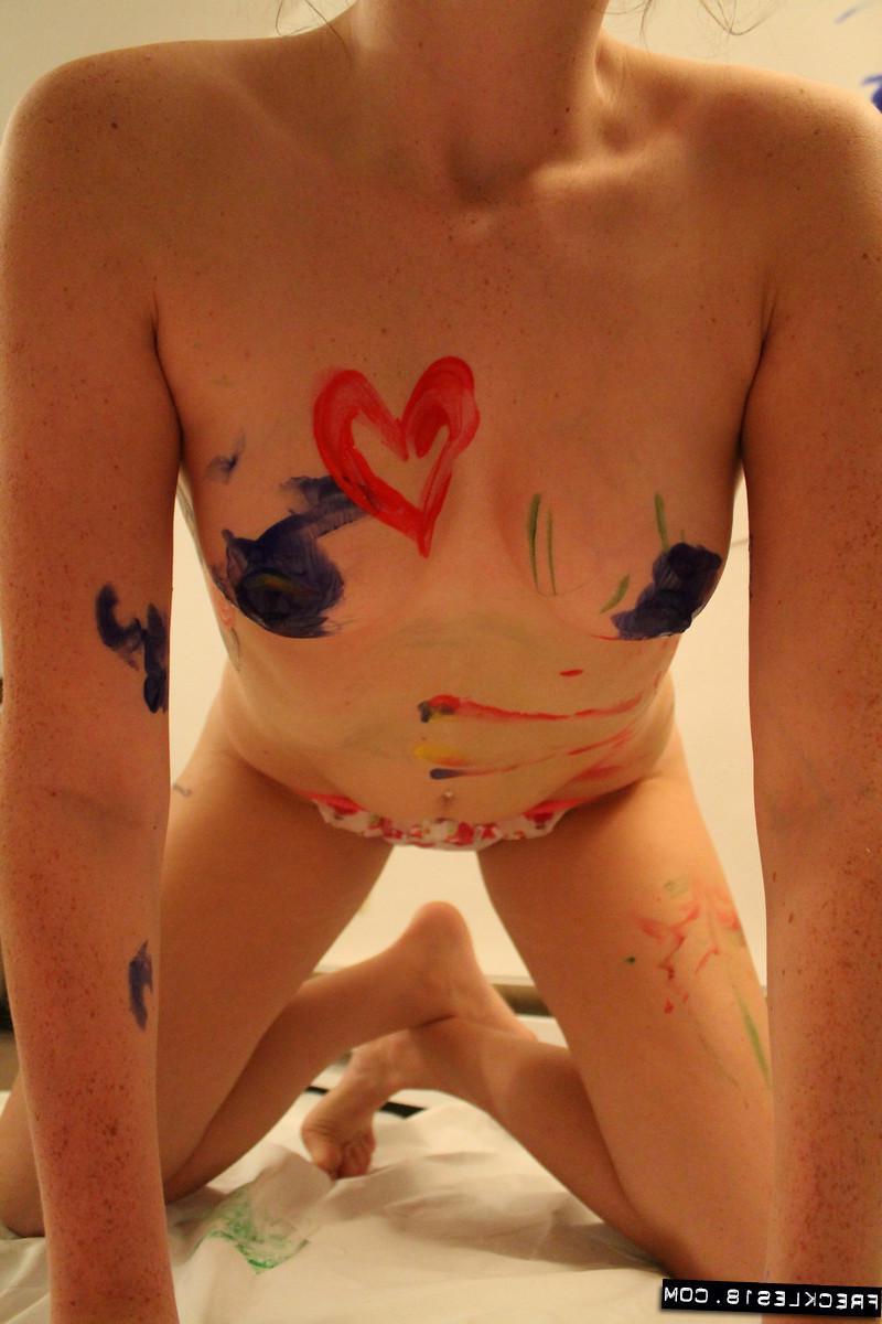 12P Teen hottie Freckles 18 gets kinky with the body paint