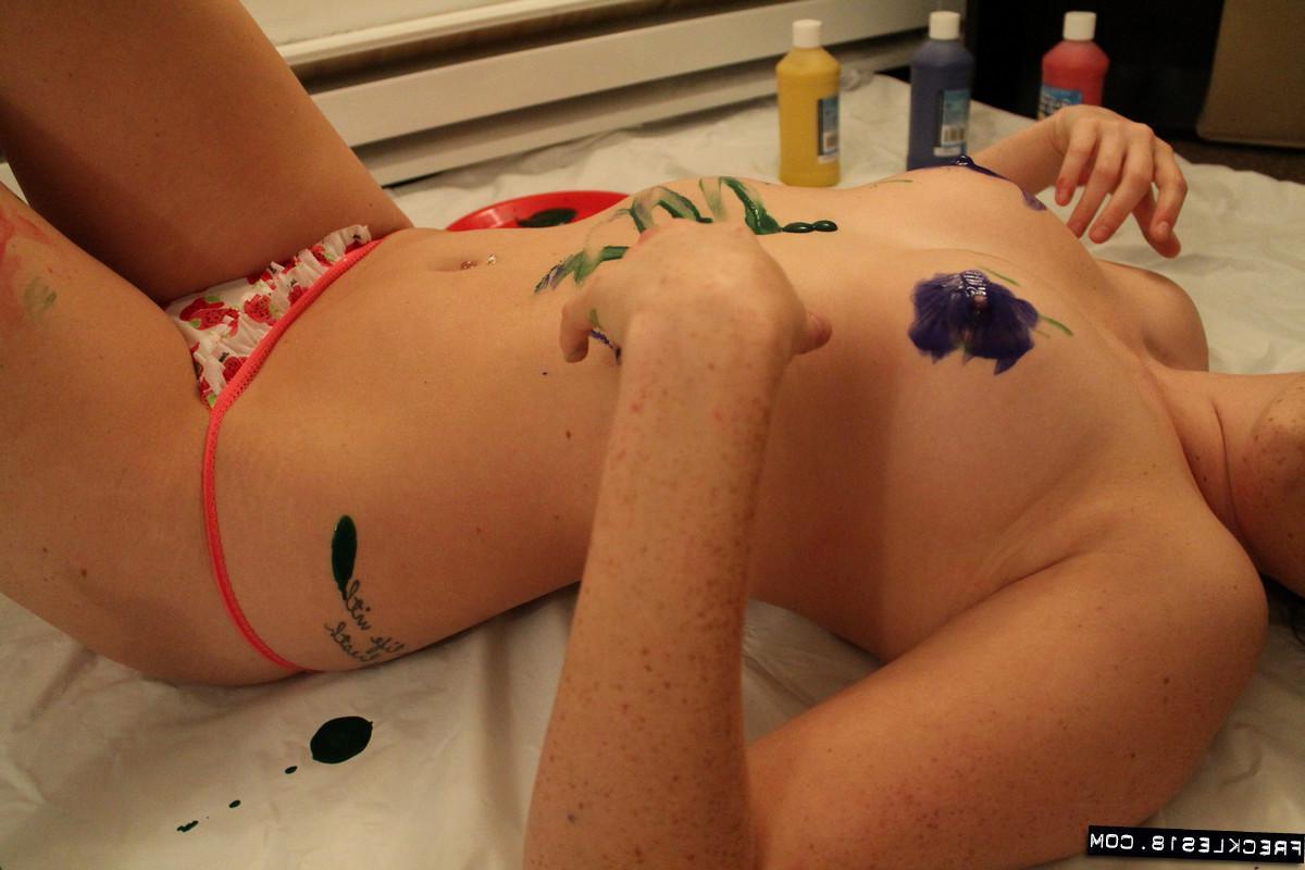 12P Teen hottie Freckles 18 gets kinky with the body paint