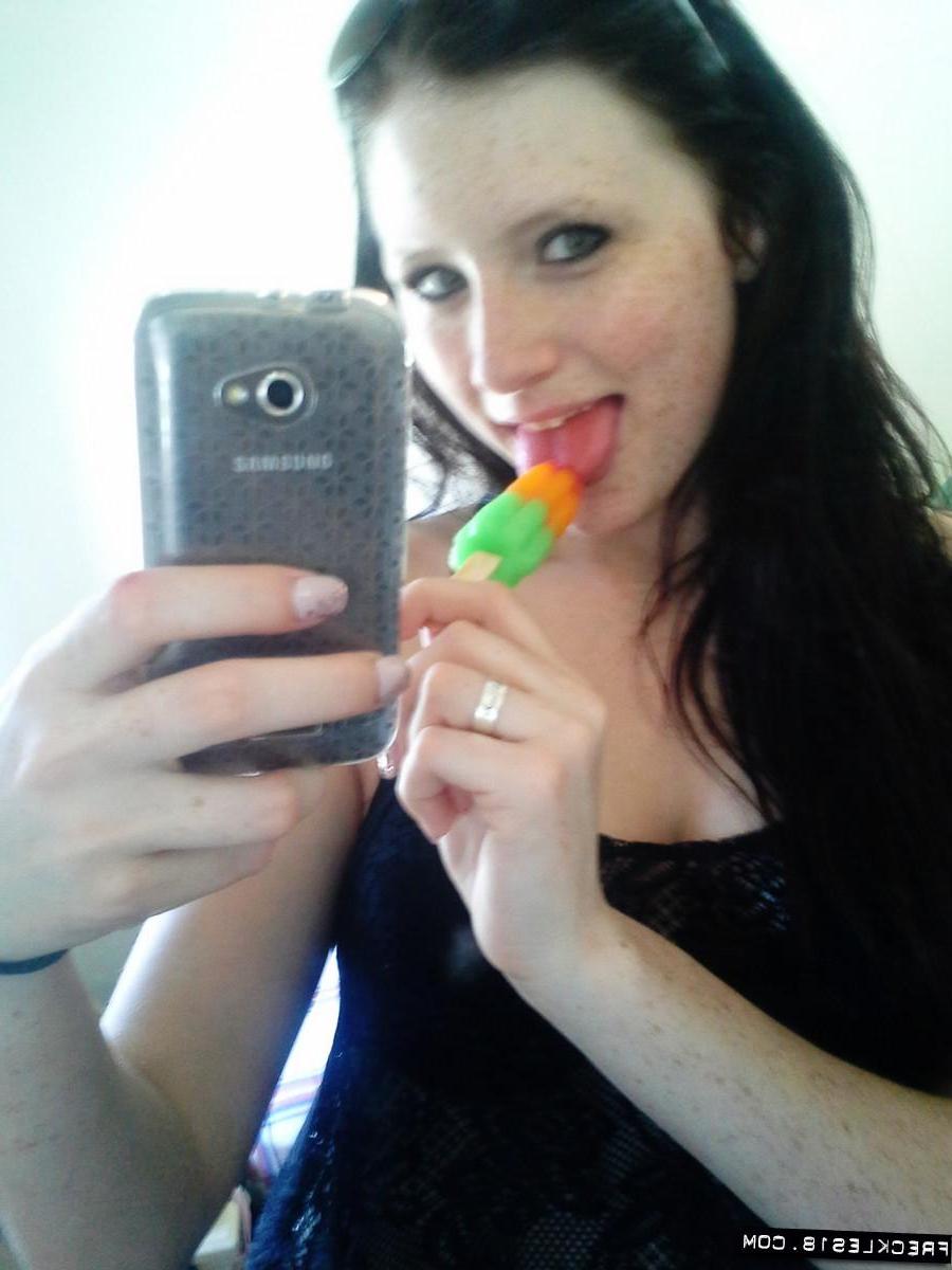 12P Freckles 18 takes sexy pics of herself with a messy popsicle