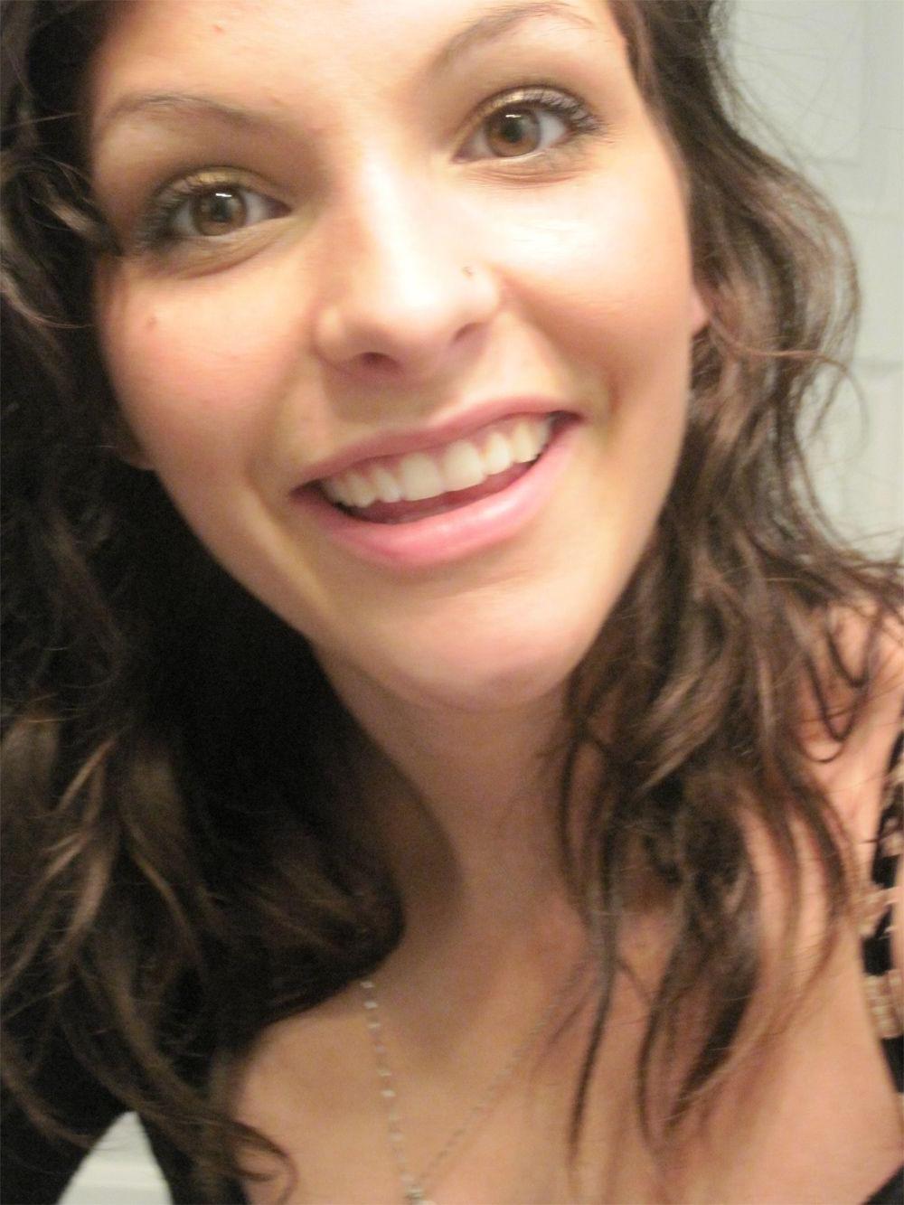 15P Pictures of Fuckable Lola taking sexy pics of herself