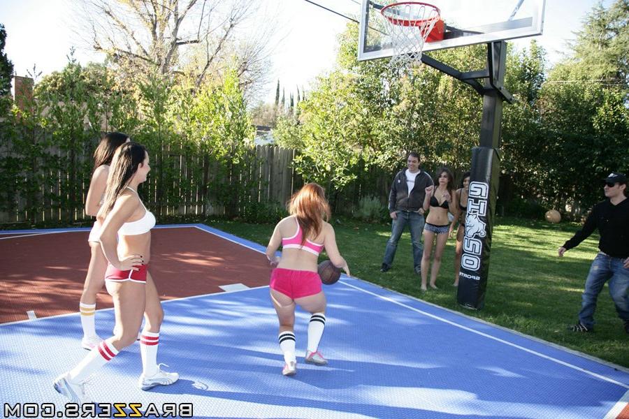 16P Sandra Romain, Rachel Starr and Katja Kassin spread legs for groupsex