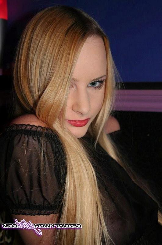 16P Pictures of Get Dirty With Juliet dressed for a night of hot sex