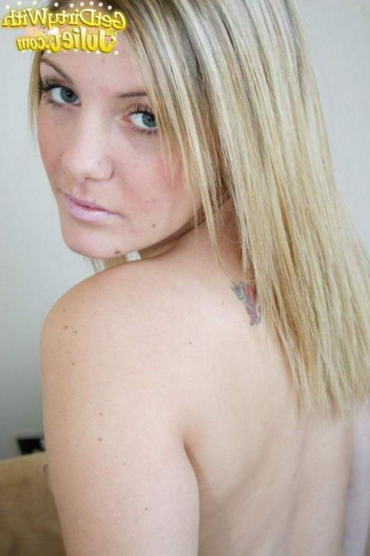 16P Pictures of teen Get Dirty With Juliet stripping naked for you