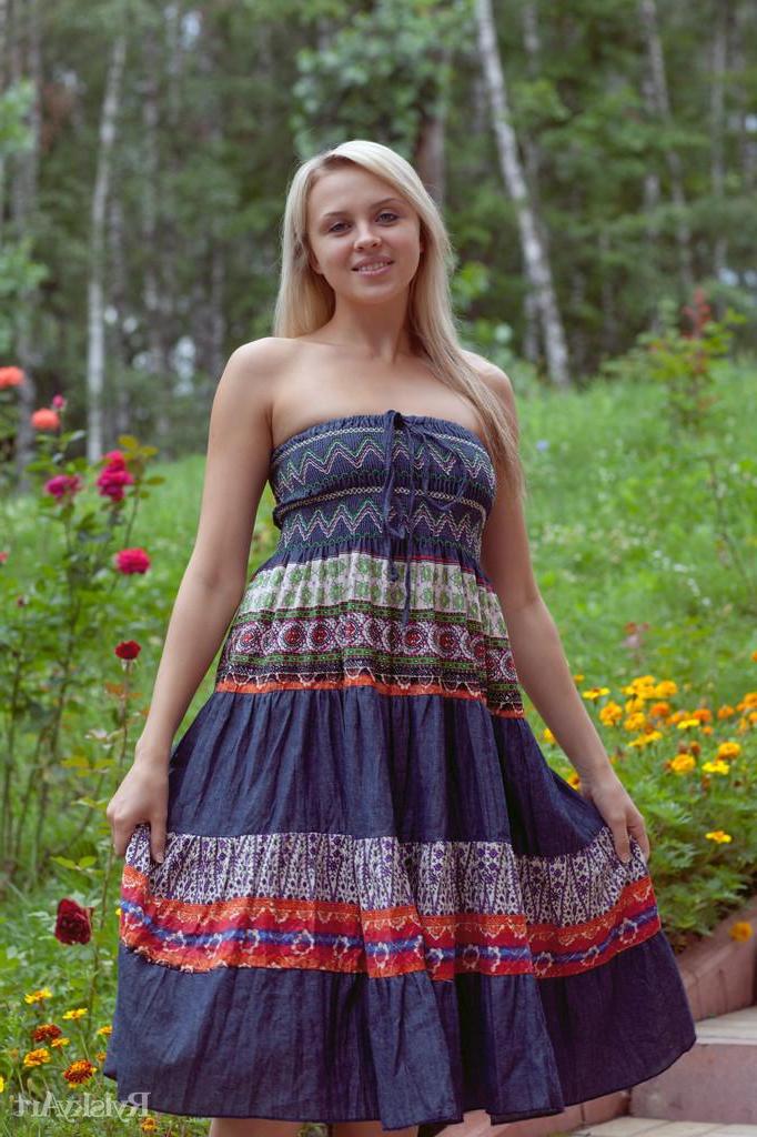 16P Gina D slips out of her beautiful dress to show you her tight pussy