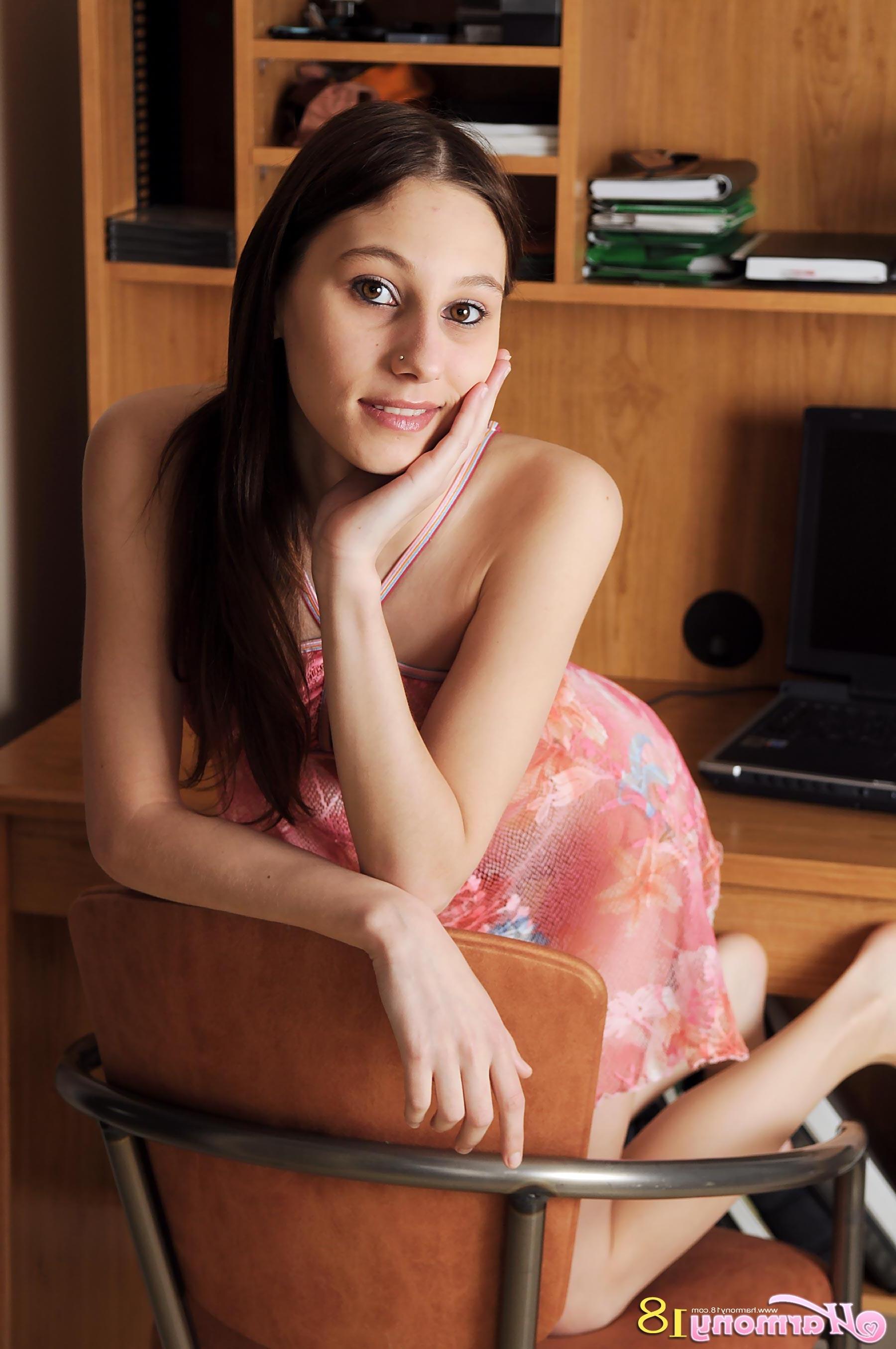 16P Pictures of teen hottie Harmony 18 waiting for you to fuck her nude body