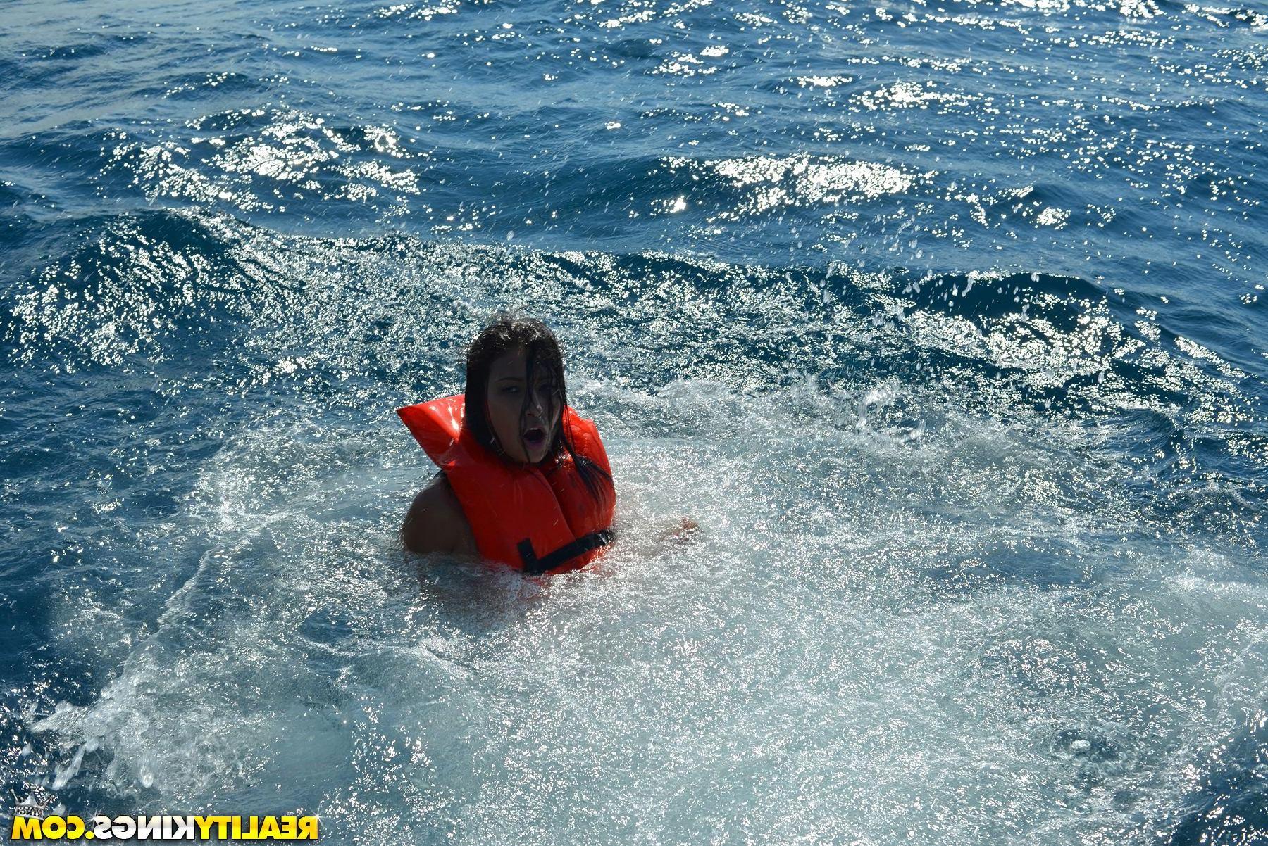 20P Hot latin girl Jade Jantzen gets her tight ass fucked on a boat