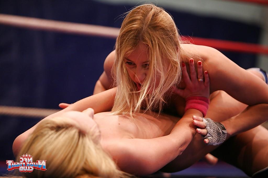 16P Nikky Thorne and Nataly Von are into some naughty lesbian catfight