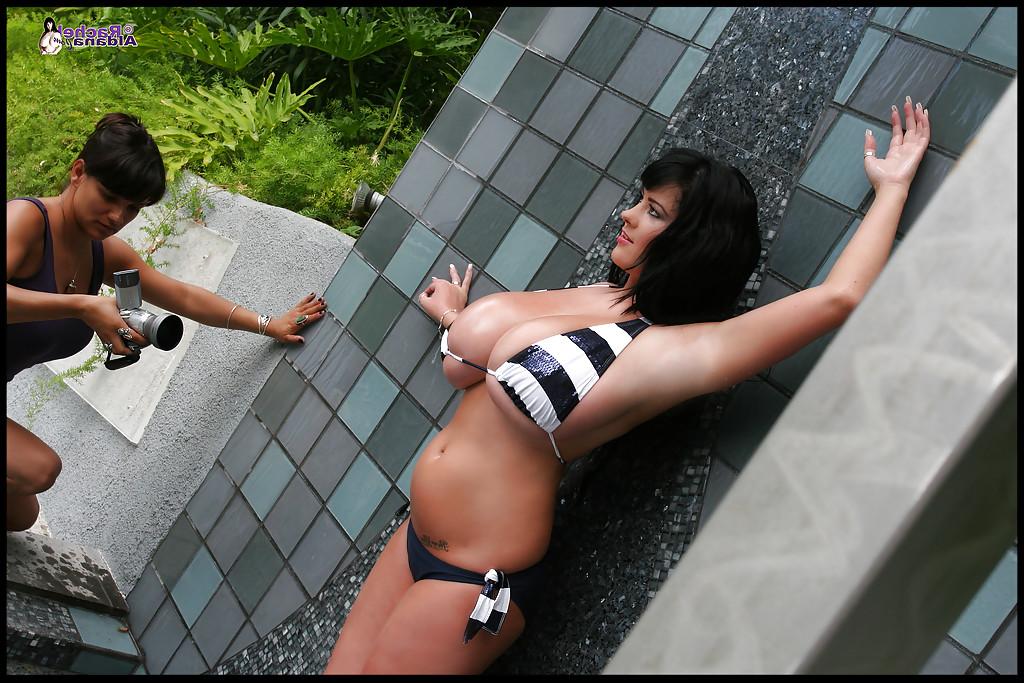 16P Fatty babe Rachel Aldana in hot bikini stripping outdoor