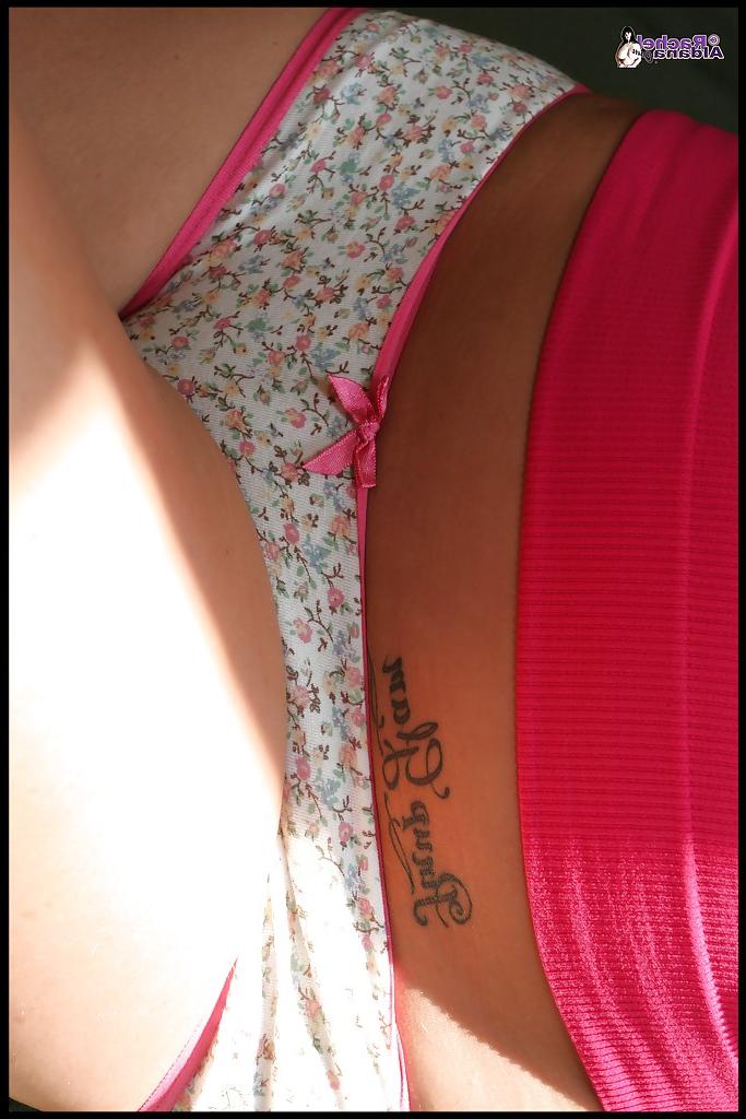 16P Big titted hottie Rachel Aldana posing outdoor showing her boobs