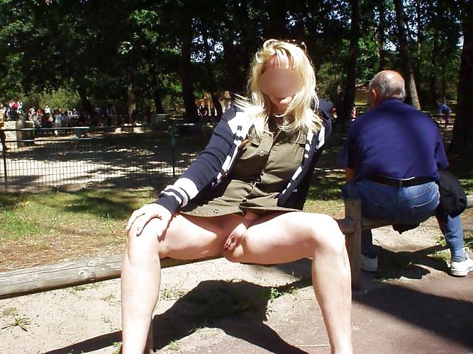 25P Horny blonde french wife posing wth gf on dif places