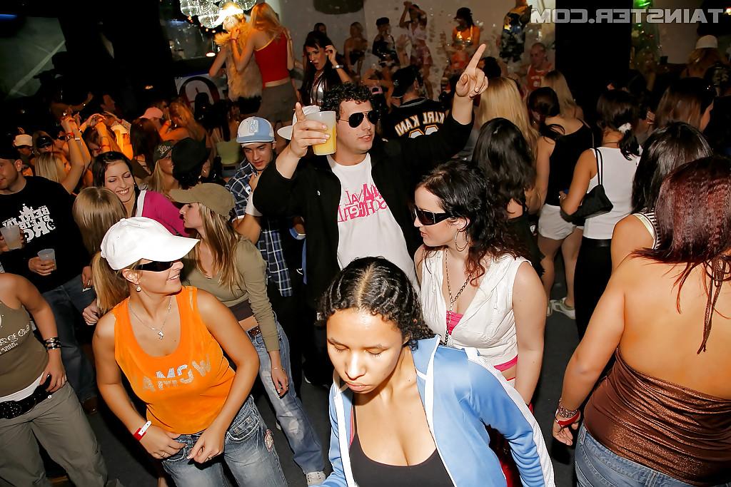 16P Saucy ladies have some dirty fun at the european foam party