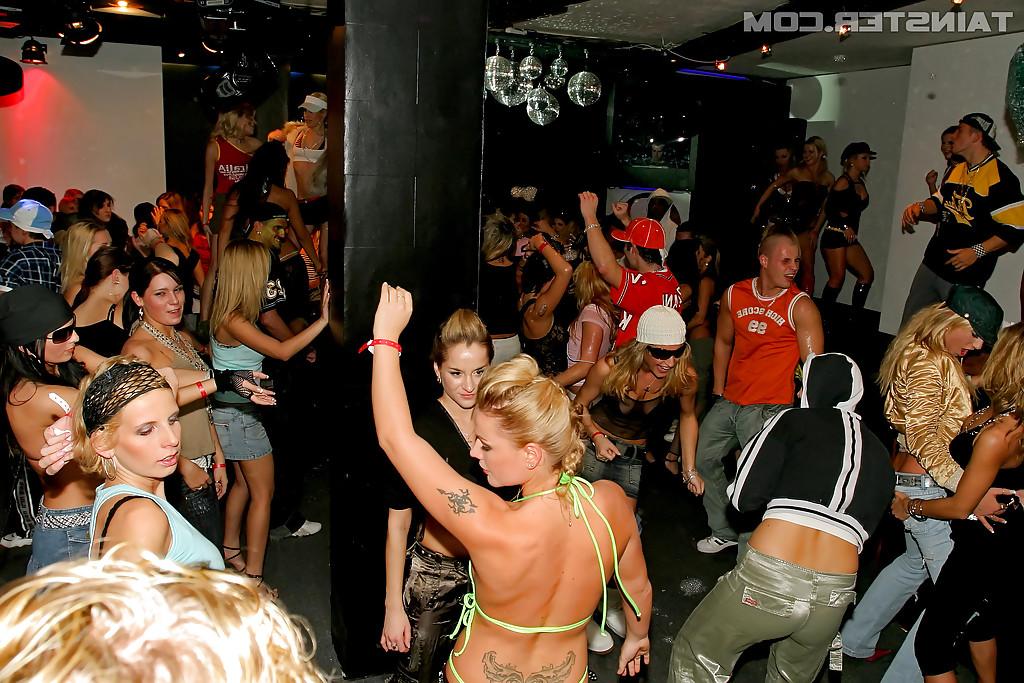 16P Saucy ladies have some dirty fun at the european foam party