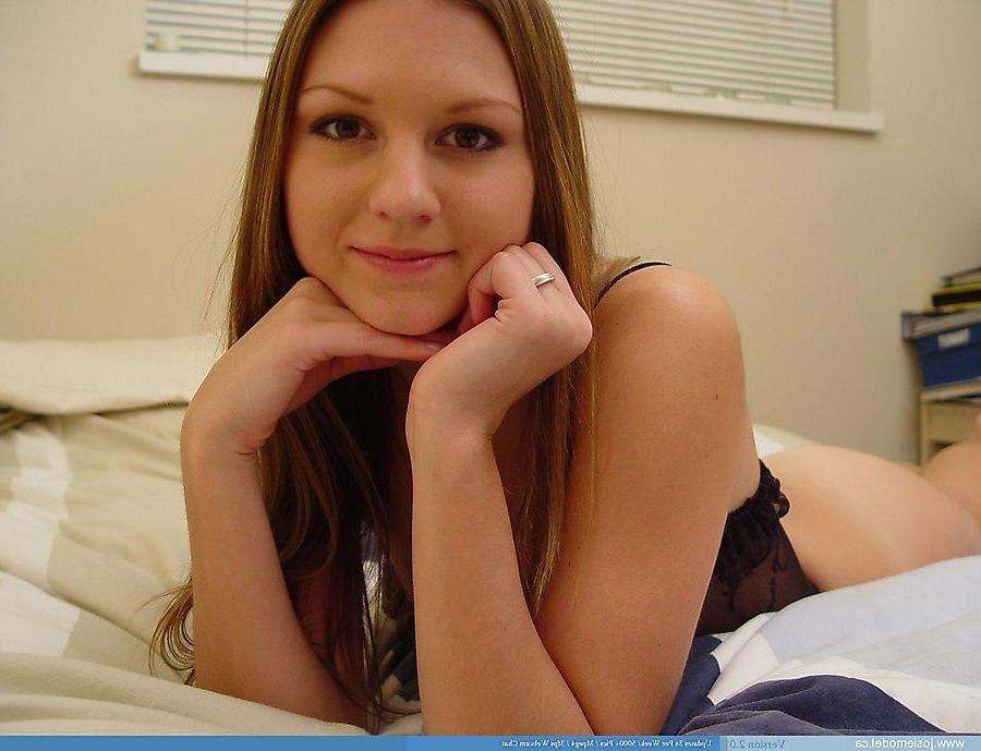 20P Pictures of teen star Josie Model dressed in sexy lingerie for you
