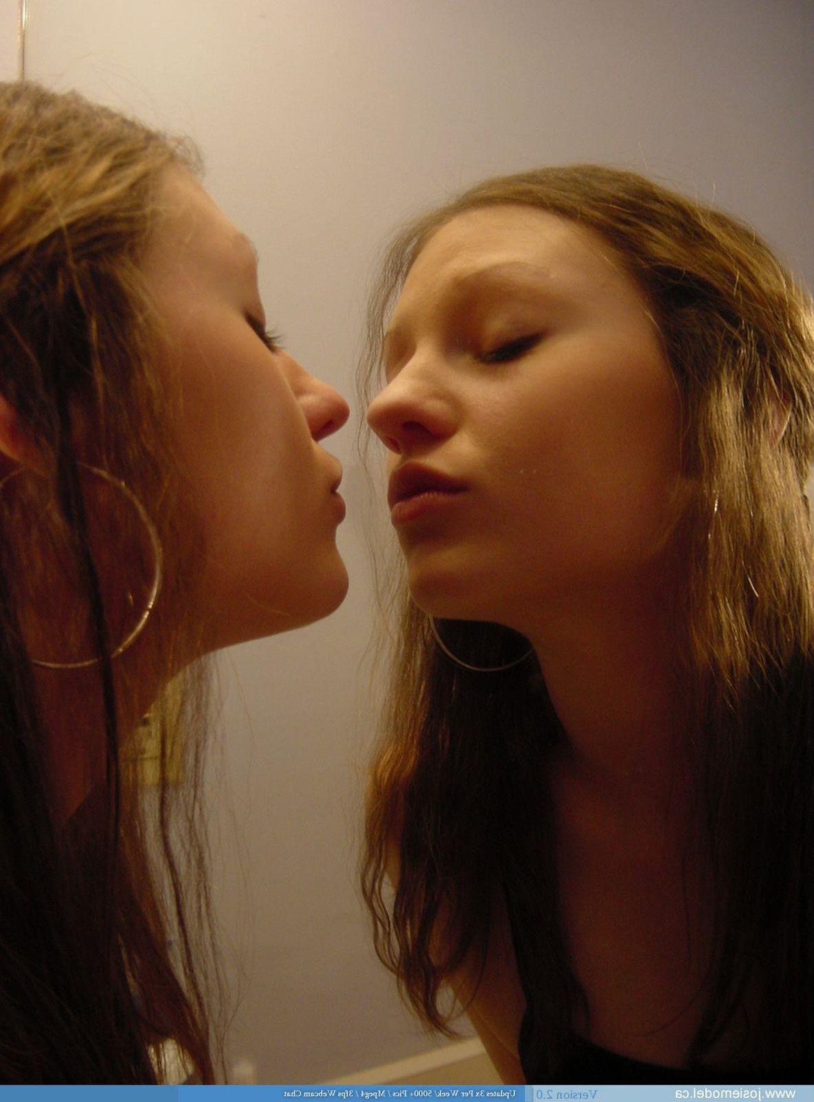 20P Pictures of Josie Model exposing her tight teen body