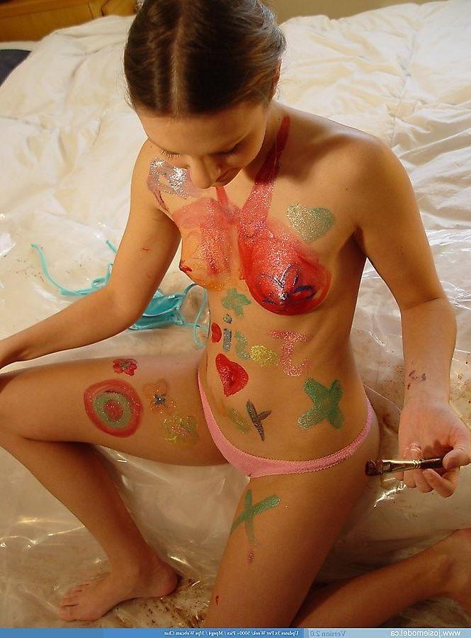 20P Pictures of teen star Josie Model getting kinky with the body paint