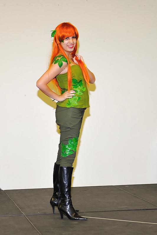 12P Cosplay Failures Volume 2.