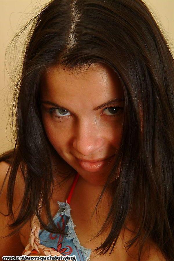 20P Pictures of teen cutie Judy showing her hot naked fuckable body